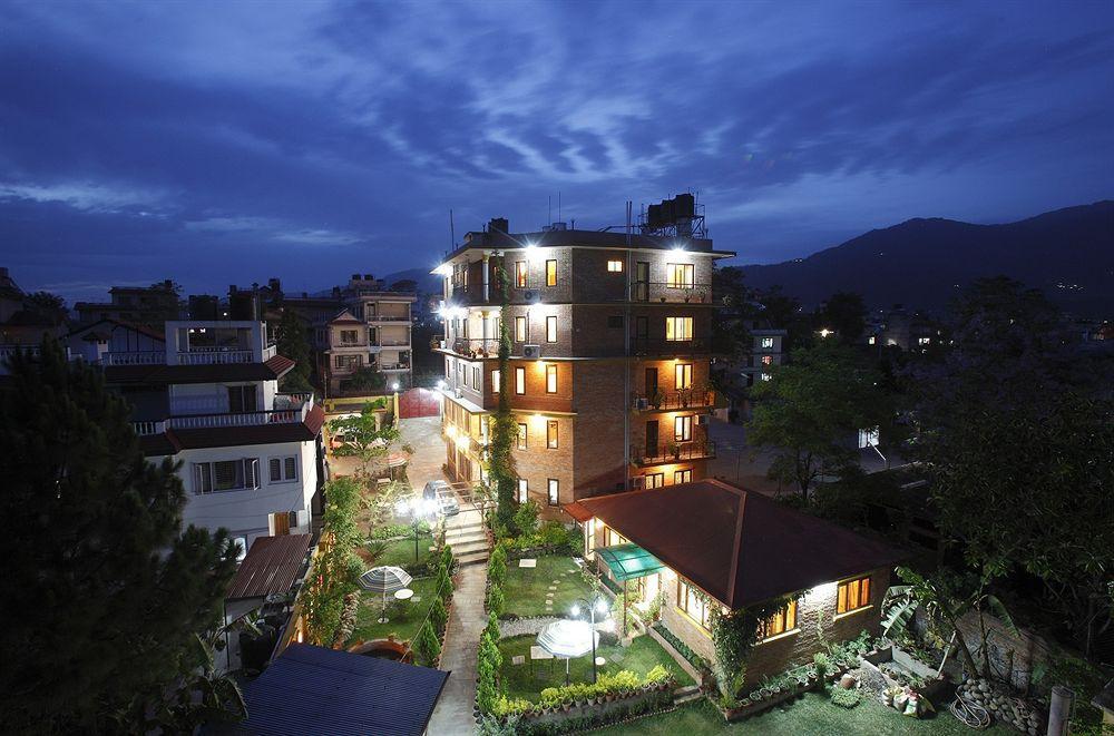 Royal Astoria Hotel Katmandu Zewnętrze zdjęcie