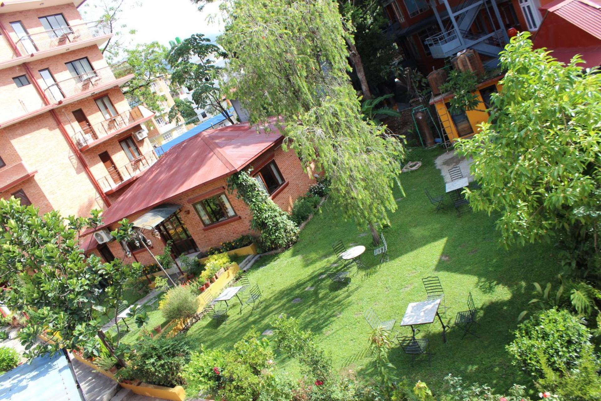 Royal Astoria Hotel Katmandu Zewnętrze zdjęcie
