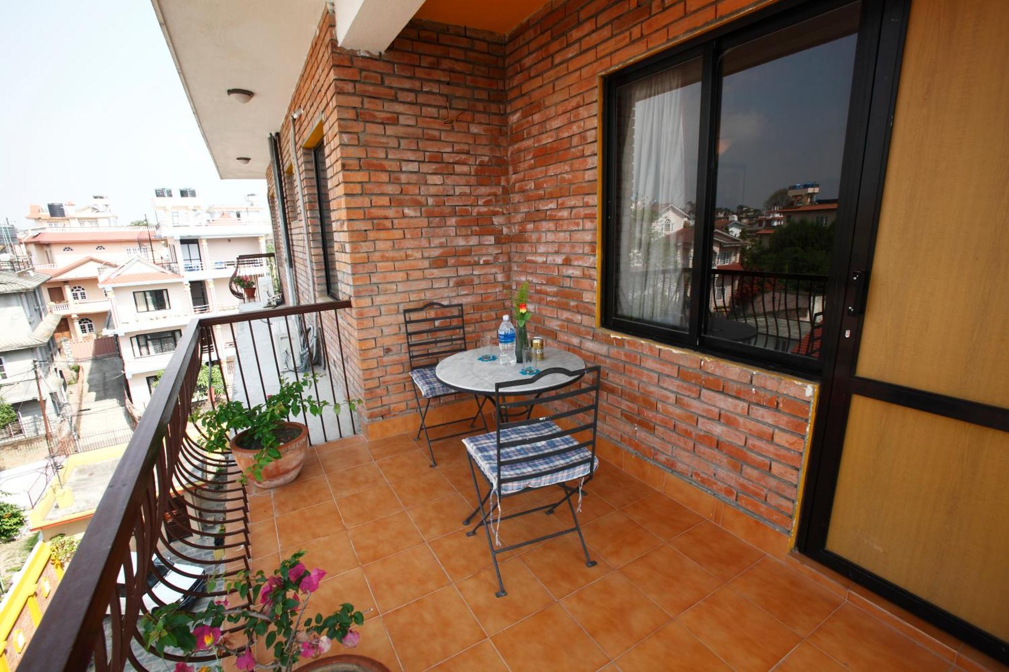 Royal Astoria Hotel Katmandu Zewnętrze zdjęcie