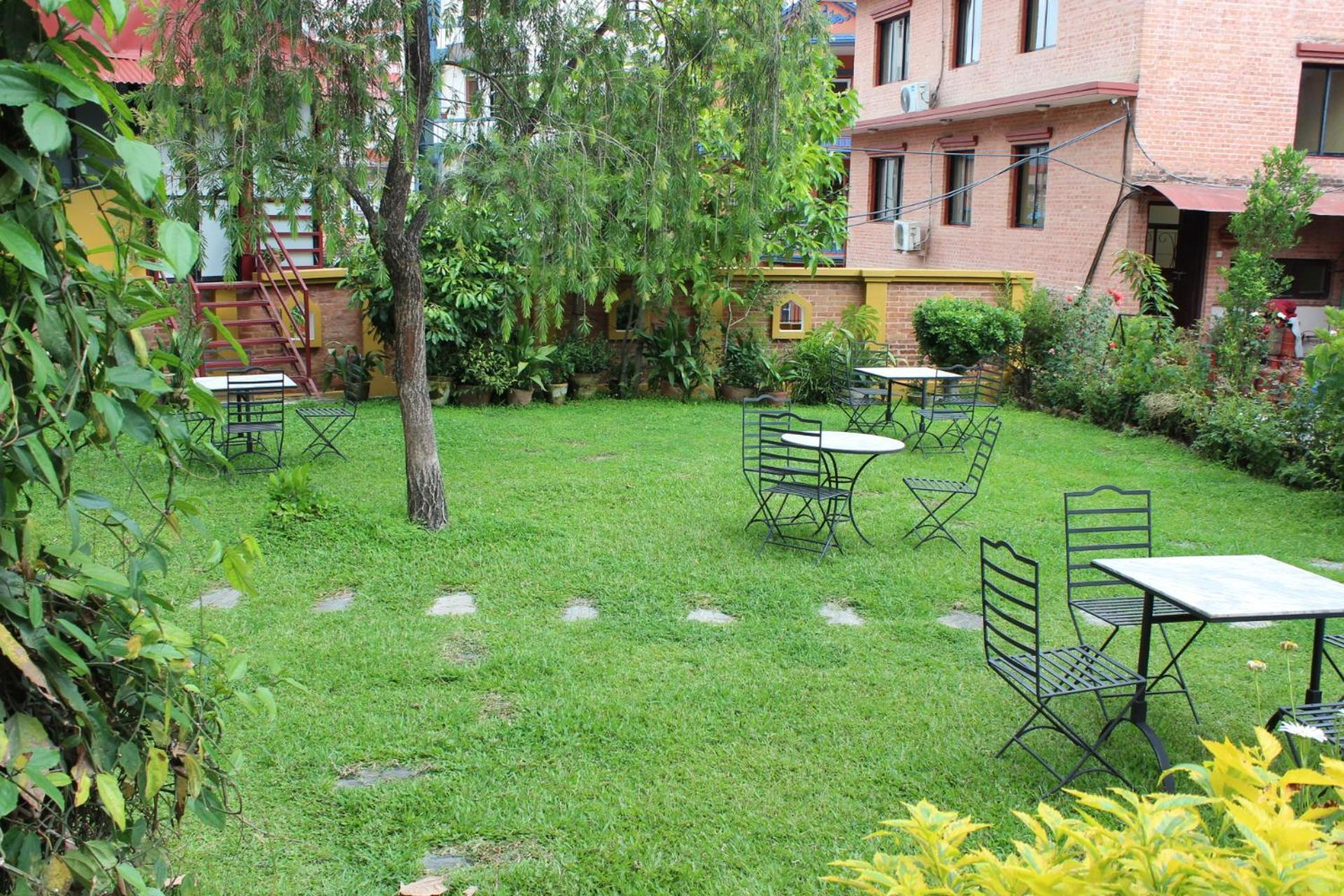 Royal Astoria Hotel Katmandu Zewnętrze zdjęcie