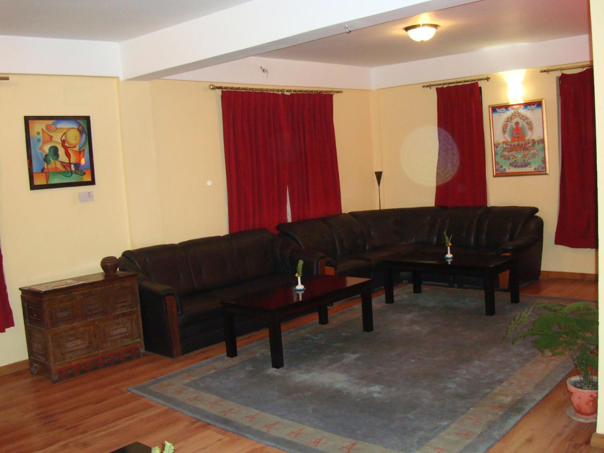 Royal Astoria Hotel Katmandu Zewnętrze zdjęcie