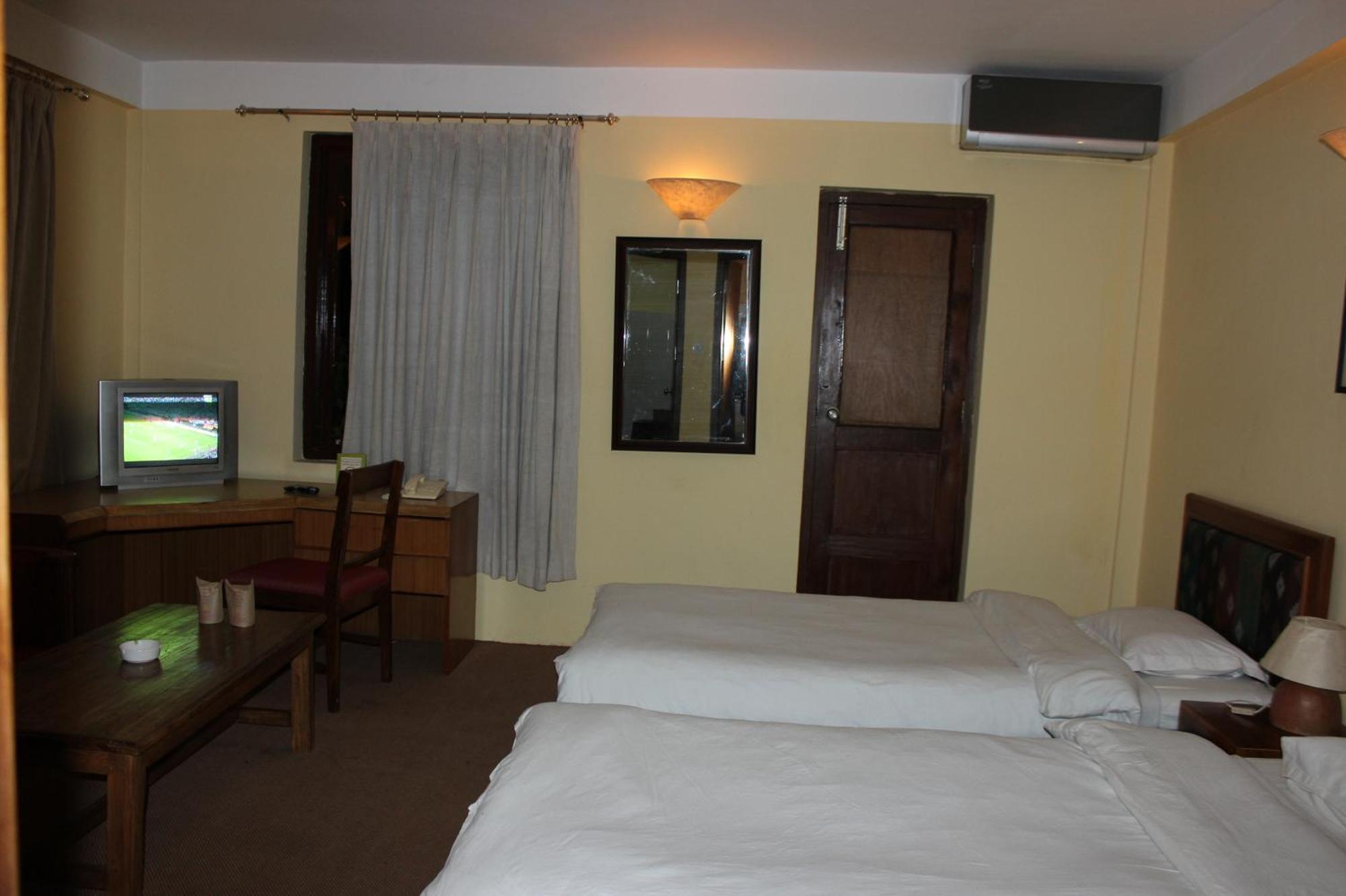 Royal Astoria Hotel Katmandu Pokój zdjęcie